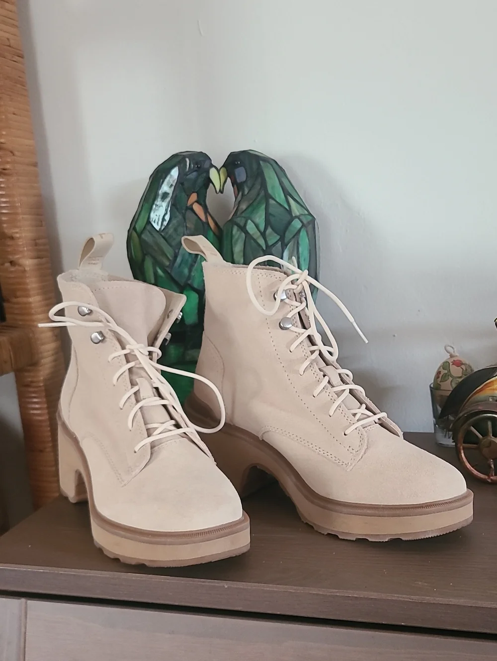 Sorel Hi-Line Heel Lace Up Boots Size 8